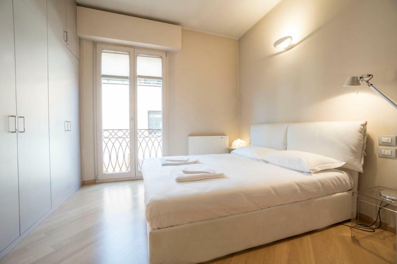 Bologna Elegance Apartment Bagian luar foto